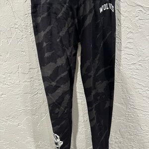 Women's black and grey seamless leggings worn once